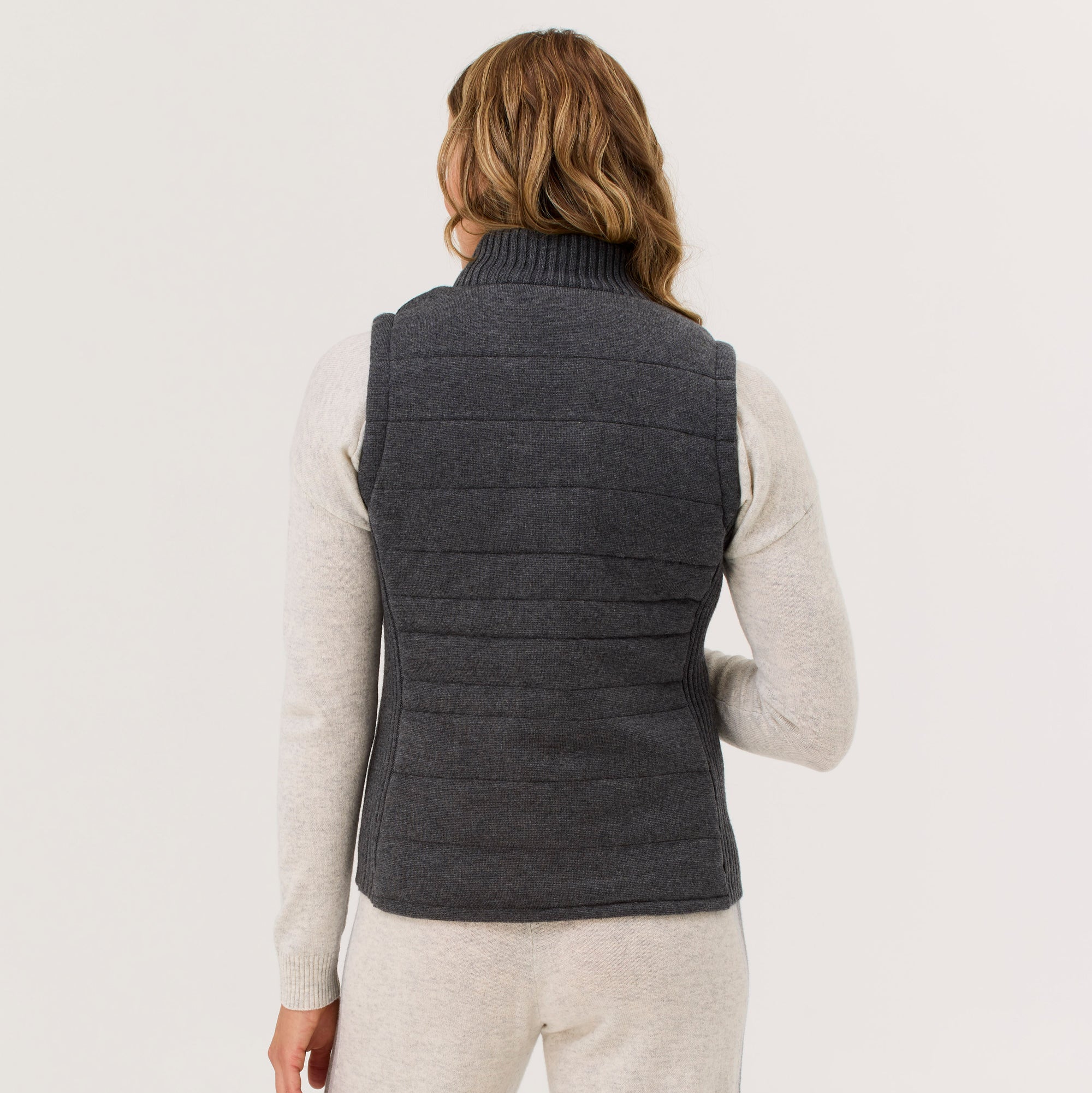 Neva Full Zip Vest – Krimson Klover